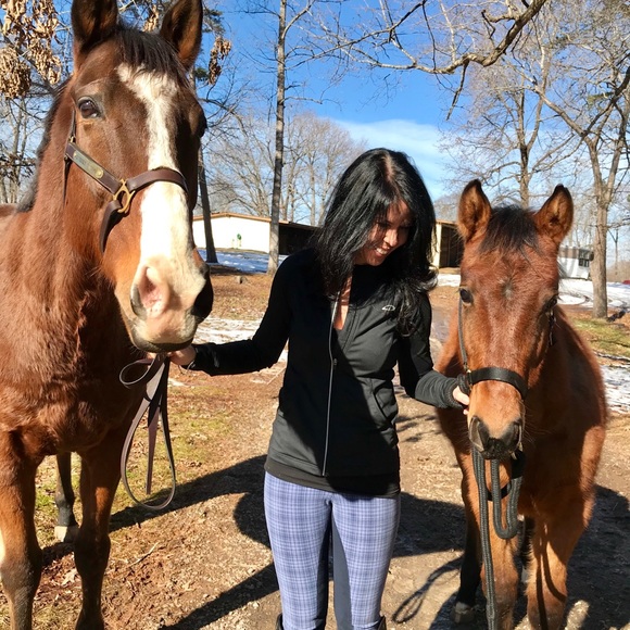 Meet Your Posher - Picture 7 of 8